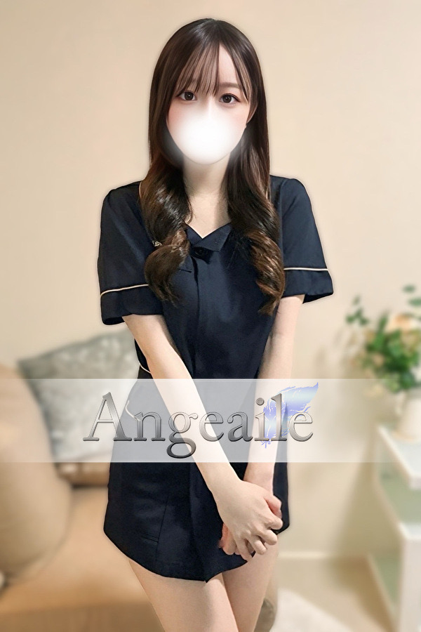 小鳥遊ひな