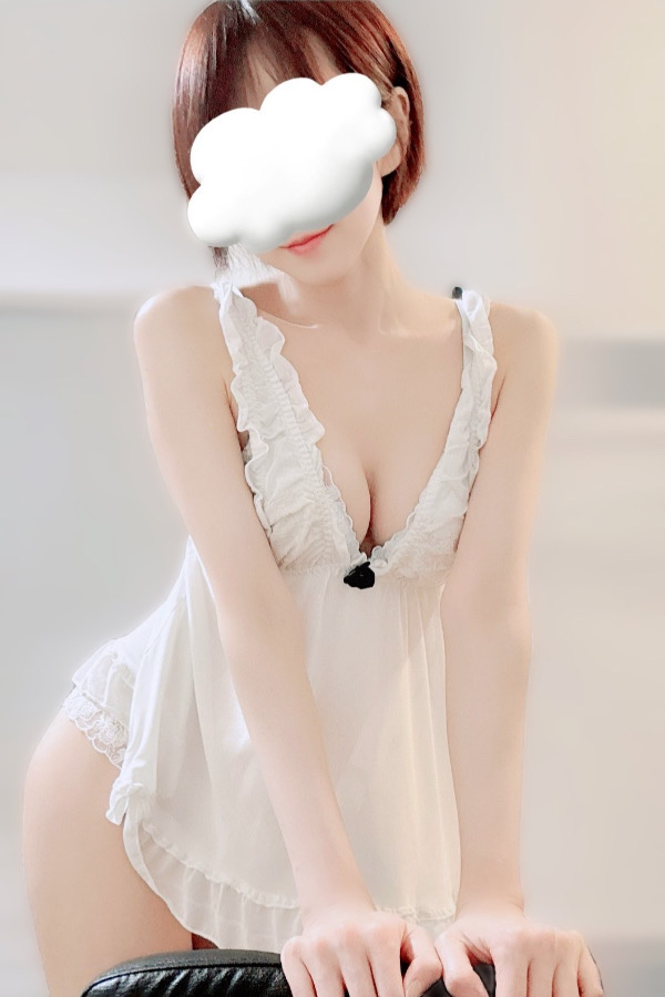 葉月いより